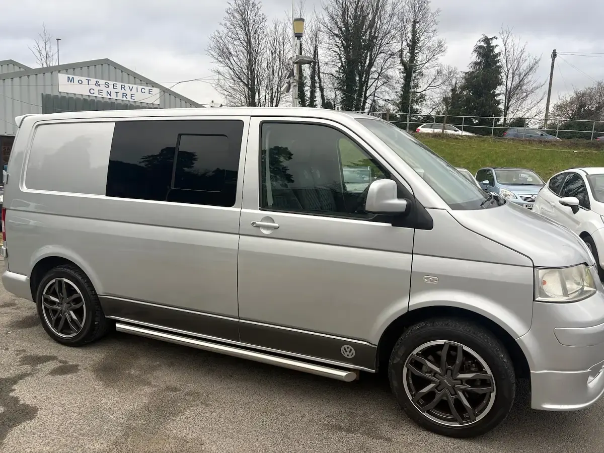 Used VW T5 128 HP (94 kW) 2005 Silver Van