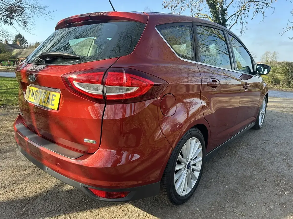 Used Ford C-MAX Titanium 2018 Red MPV