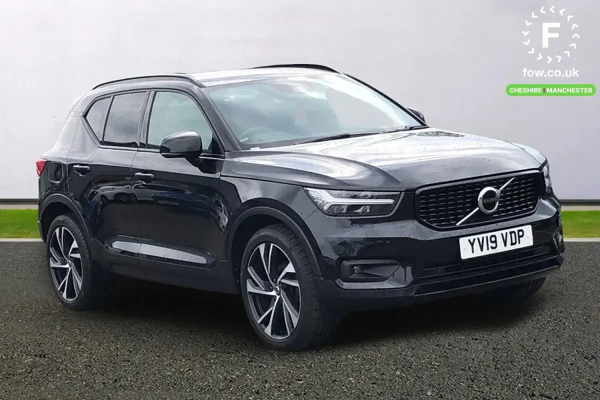 Used Volvo XC40 R-Design Pro 150 HP (110 kW) 2019 SUV