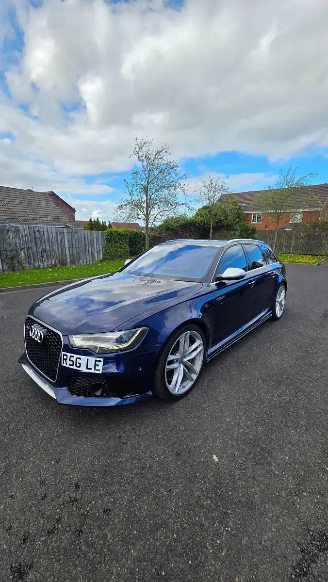 Used Audi RS6 Performance 560 HP (411 kW) 2013 Blue Estate