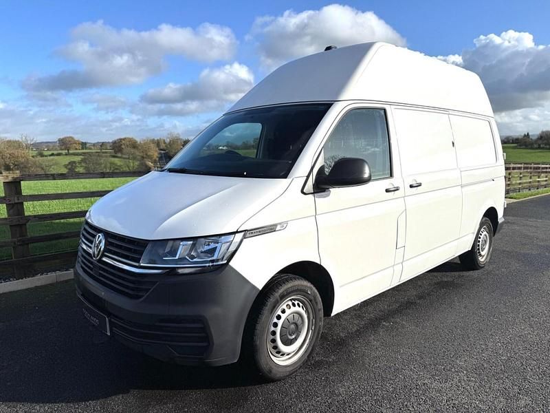 Begagnad VW Transporter Startline 2024 Vit Van