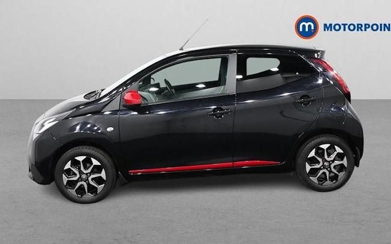 Used Toyota Aygo Trend 72 HP (52 kW) 2019 Black Hatchback