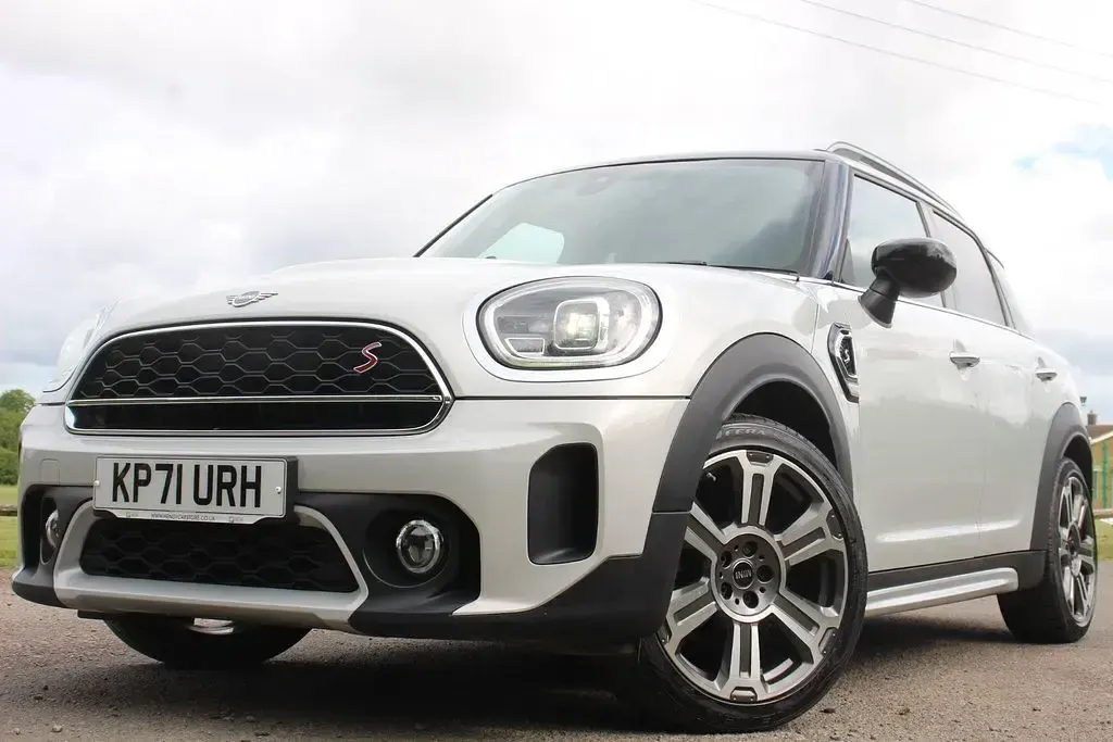 Used Mini Cooper S Exclusive 2021 Silver Hatchback