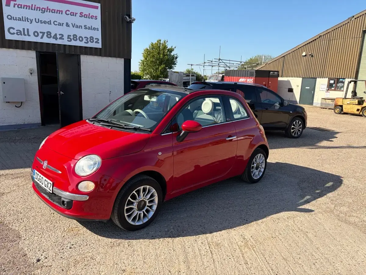 Second-hand Fiat 500 Lounge 100 CP (73 kW) 2010 Roșu Cabrio