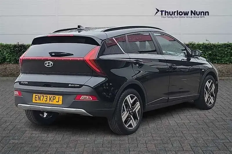 Usado Hyundai Bayon Premium 101 HP (74 kW) 2024 Preto SUV