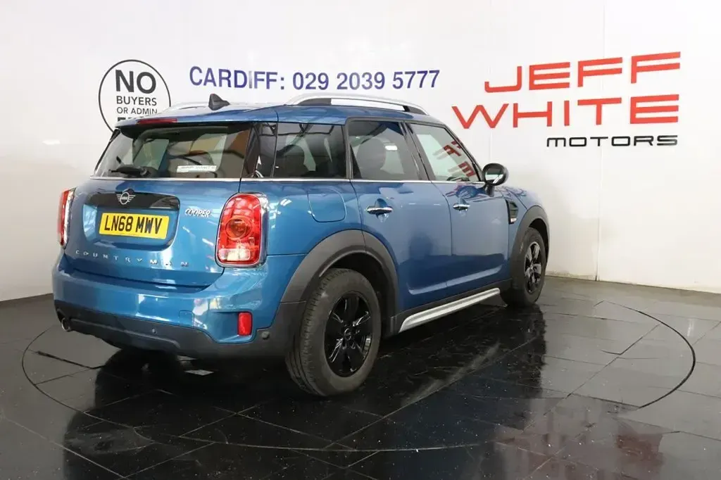 Used Mini Cooper Countryman 2018 Island blue SUV