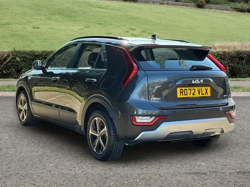 Gebraucht Kia Niro 139 PS (102 kW) 2022 Grau SUV