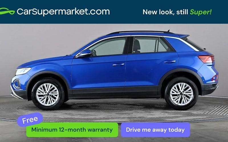 Used VW T-Roc Life 110 HP (80 kW) 2023 Blue SUV
