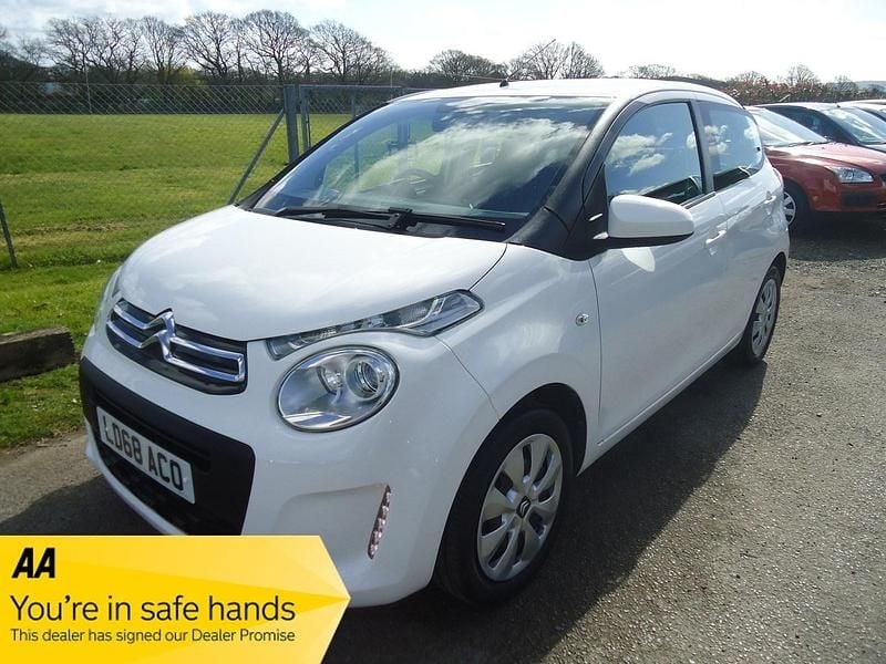 Used Citroën C1 Feel 72 HP (52 kW) 2018 White Hatchback