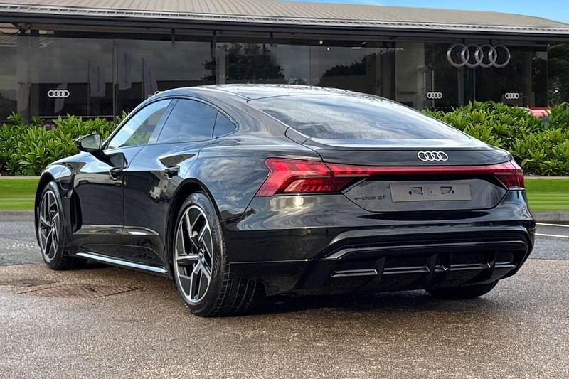 New Audi e-tron GT quattro Advanced 430 kW (585 HP) 2026 Black Sedan