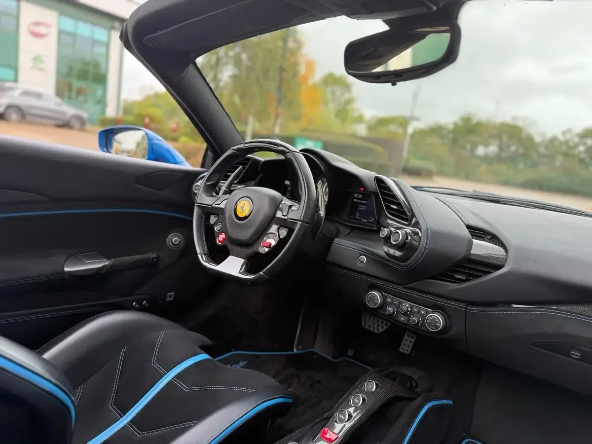 Used Ferrari 488 2019 Blue Cabriolet