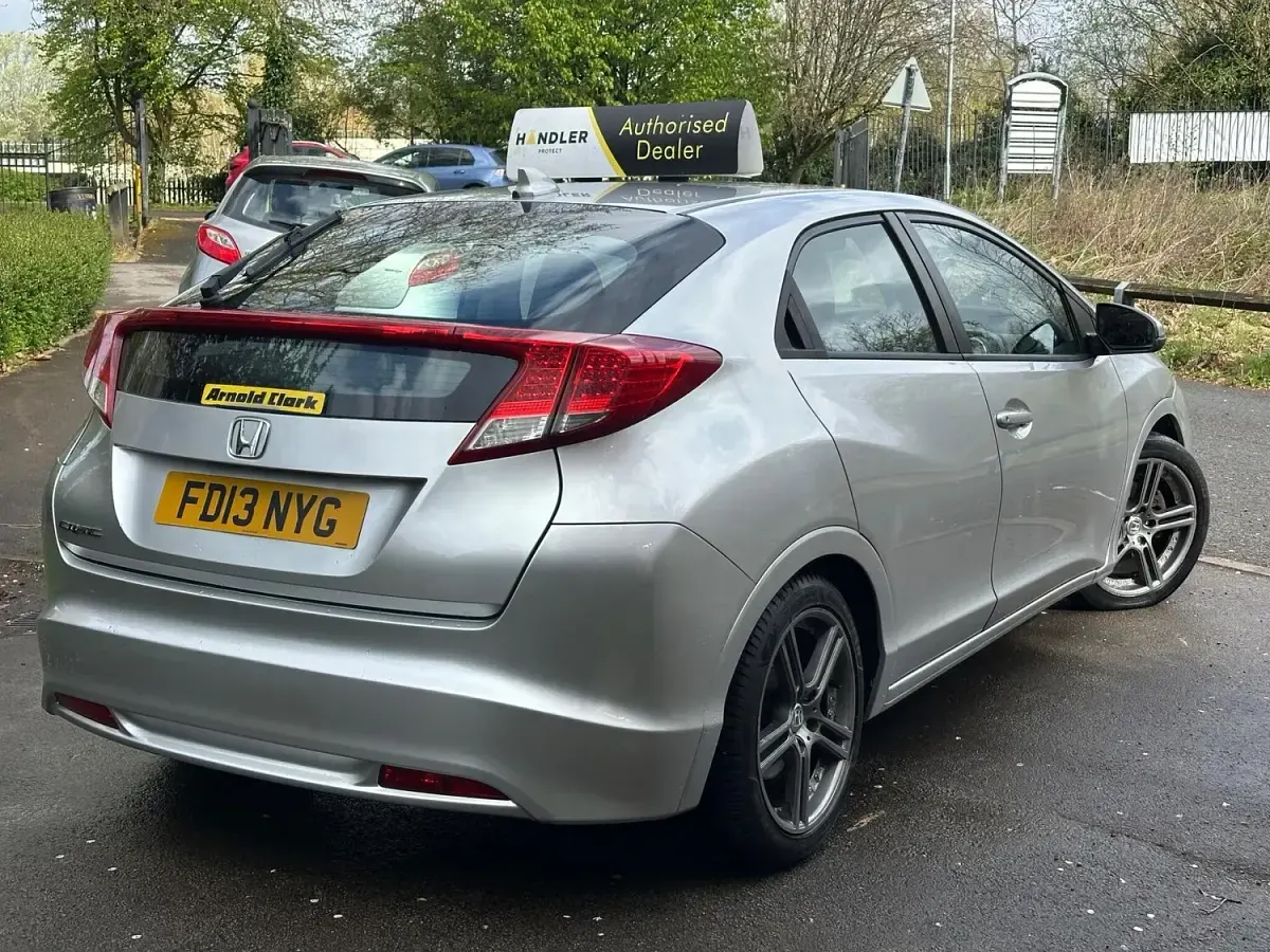 Used Honda Civic S 2013 Silver Hatchback