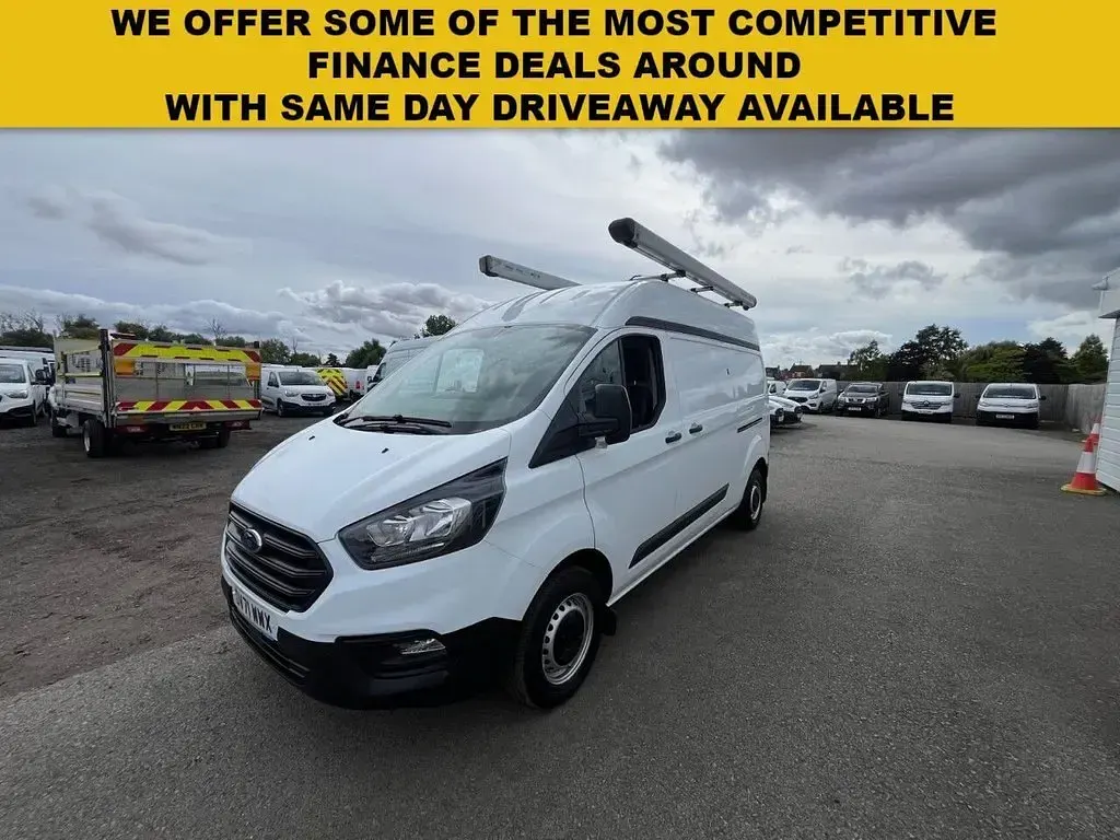 Used Ford Transit Custom S 2021 White Van
