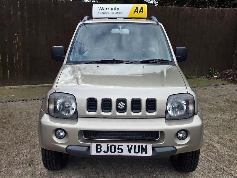 Used Suzuki Jimny 2005 Beige SUV