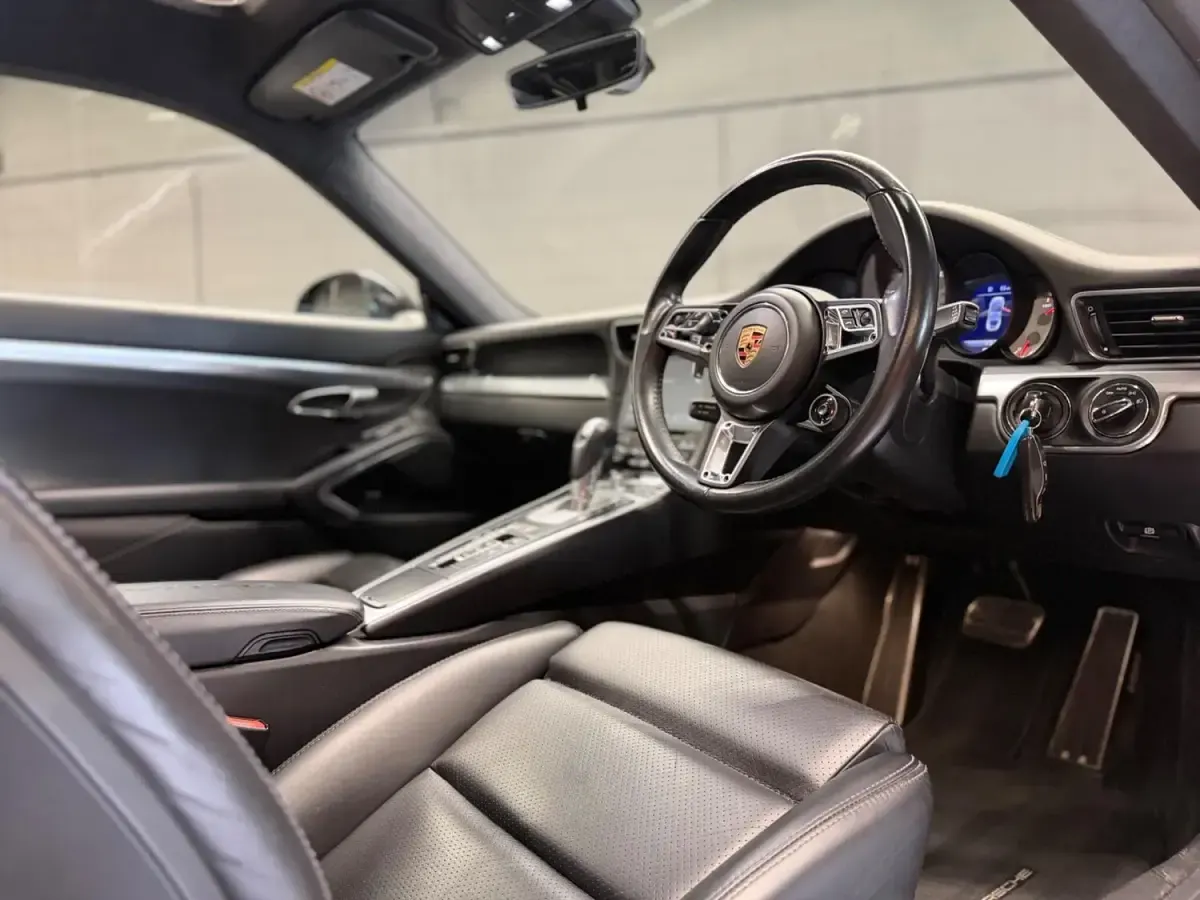Used Porsche 911 2017 Black Coupe