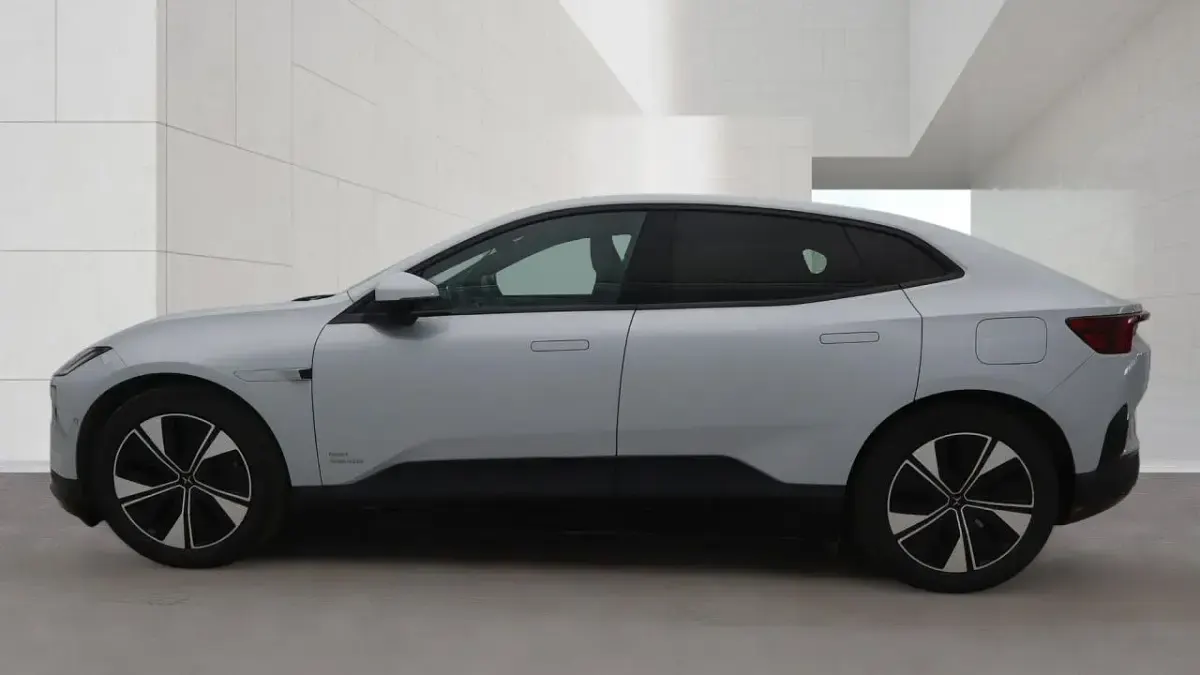 Used Polestar 4 Plus 400 kW (544 HP) 2025 Silver SUV
