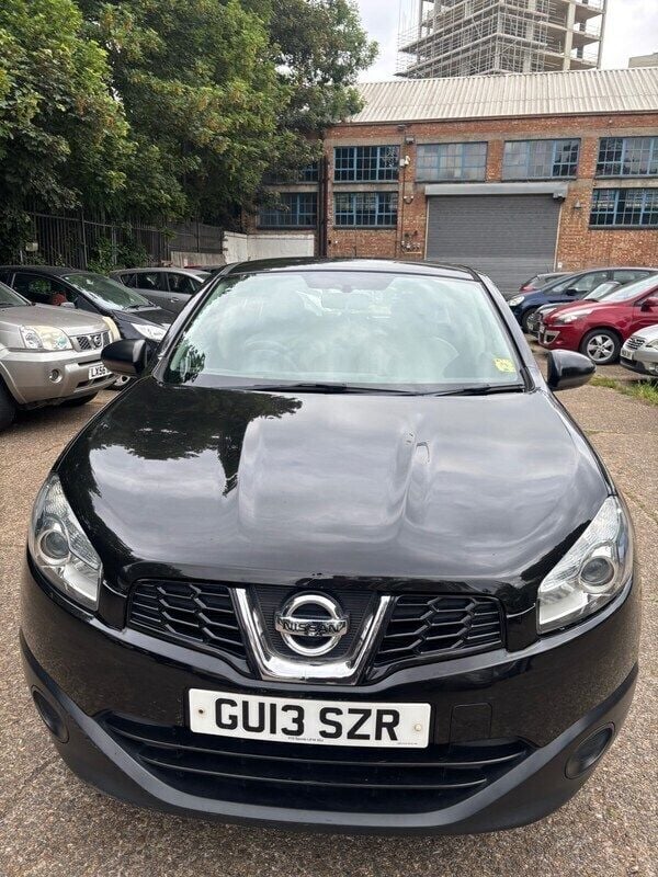 Black Used 2013 Nissan Qashqai Visia SUV | £2,999 (Super price) - Image 1/4