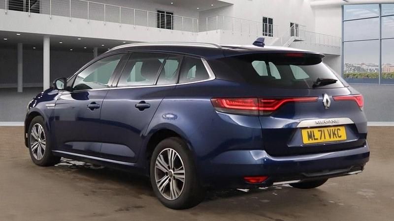 Used Renault Mégane GrandTour Iconic 2022 Blue Estate
