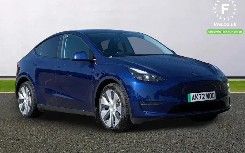 Used Tesla Model Y Long Range AWD 286 kW (389 HP) 2025 SUV