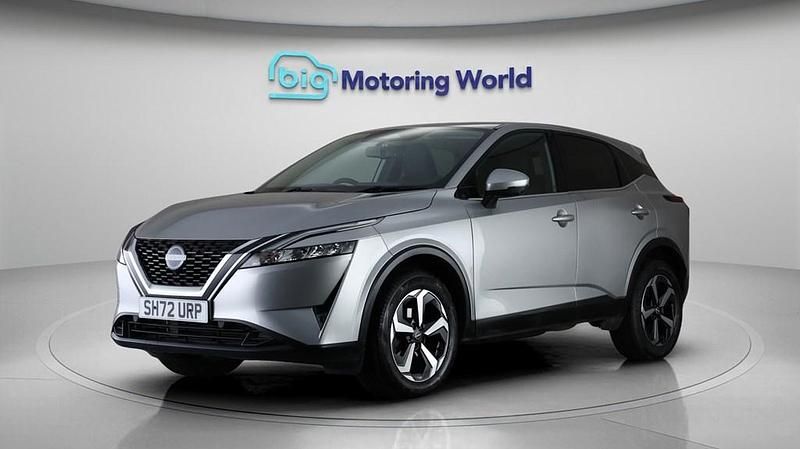Used Nissan Qashqai N-Connecta 140 HP (102 kW) 2023 Silver SUV