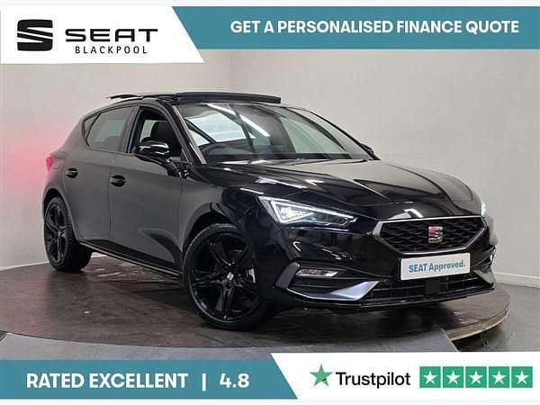 Black New 2025 Seat Leon Black Edition Hatchback | £23,397 (Fair price) - Image 1/4