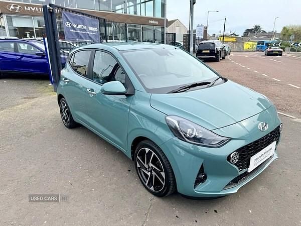 Used Hyundai i10 Premium 84 HP (61 kW) 2023 Green Hatchback