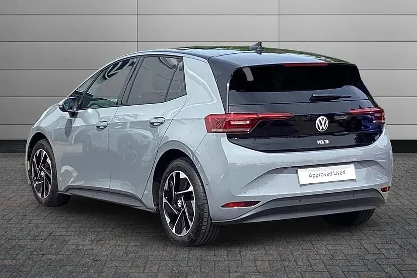 New VW ID.3 Pro 147 kW (201 HP) 2026 Moonstone grey with solid black roof Hatchback