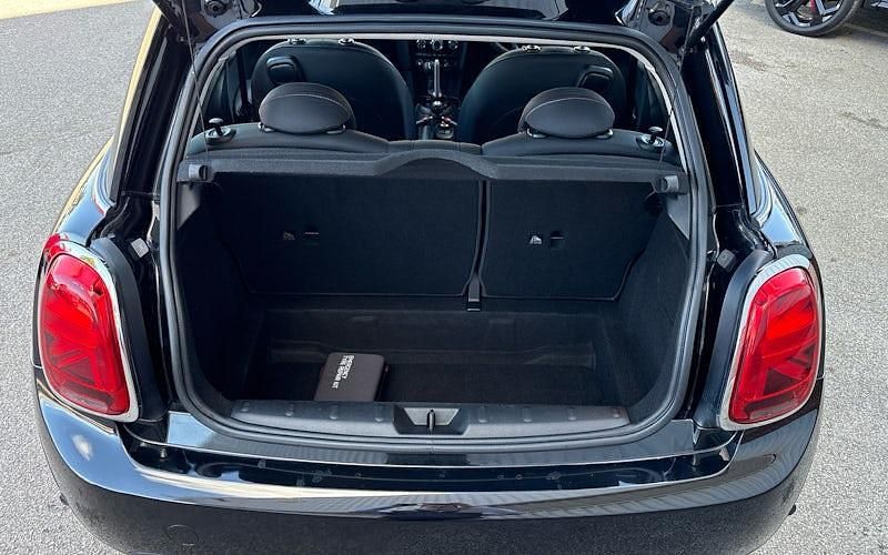 Used Mini Cooper Hatch 136 HP (100 kW) 2018 Black Hatchback