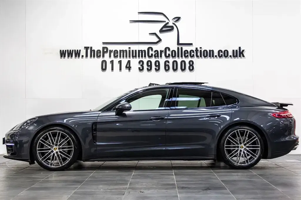 Used Porsche Panamera 422 HP (310 kW) 2017 Grey Hatchback