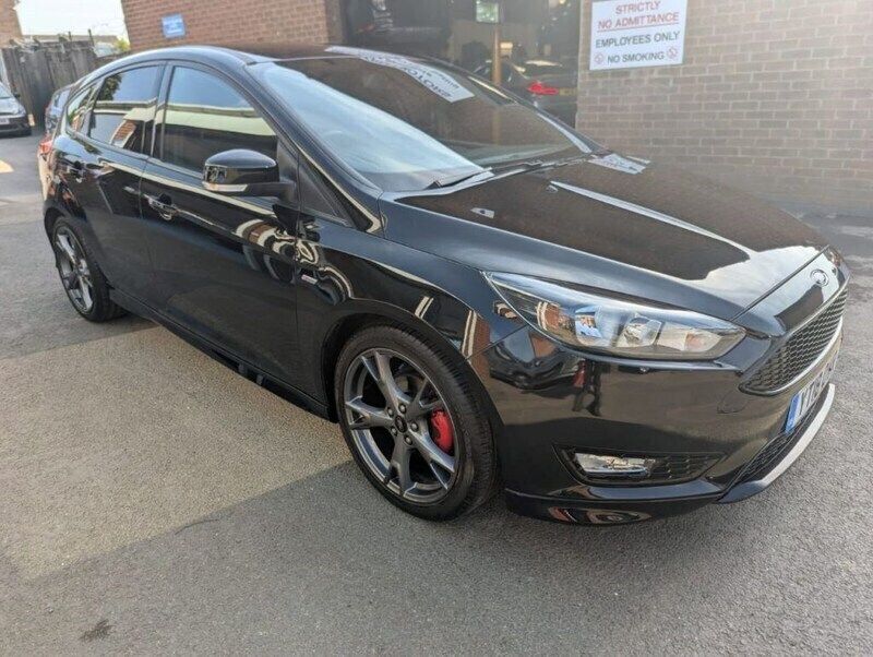 Black Used 2018 Ford Focus ST-Line X Hatchback | £10,995 (Fair price) - Image 1/4