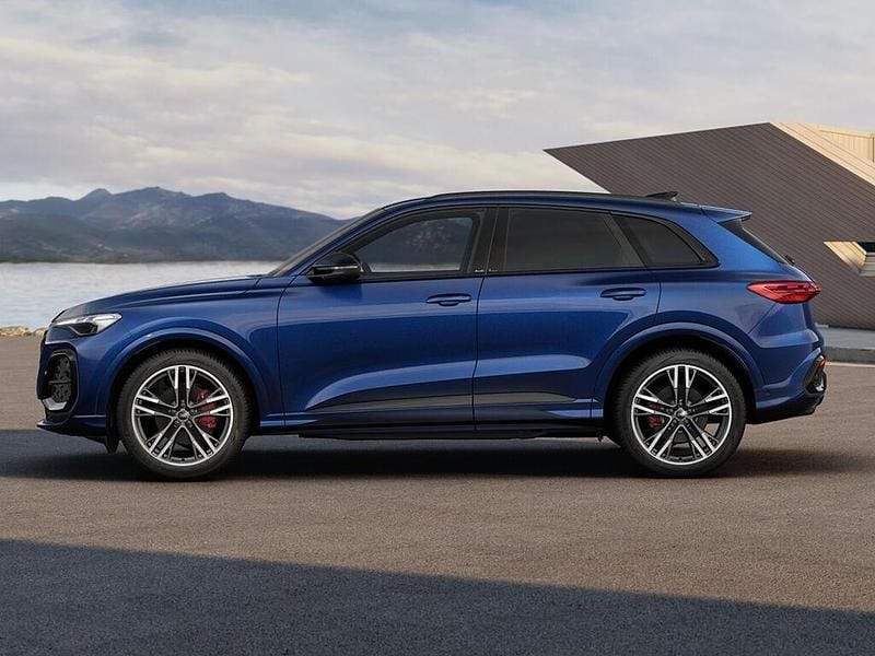 New Audi Q5 Premium 2026 Blue SUV