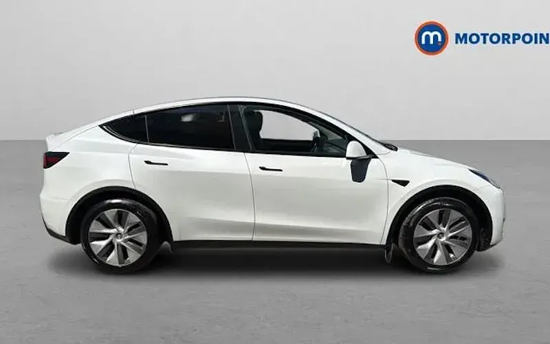 Used Tesla Model Y RWD 219 kW (299 HP) 2024 White SUV