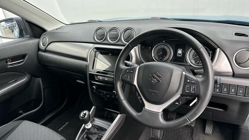 Used Suzuki Vitara SZ-T 129 HP (94 kW) 2023 Turquoise SUV