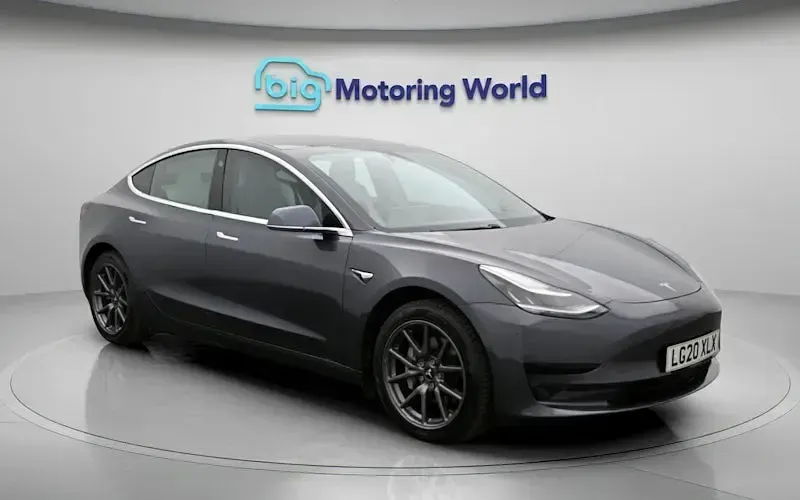 Used Tesla Model 3 Standard Range 180 kW (245 HP) 2021 Sedan