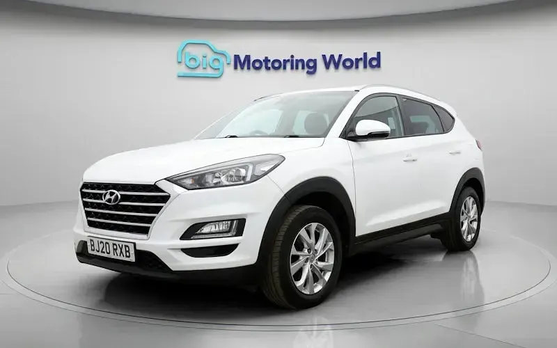 Usado Hyundai Tucson SE 132 HP (97 kW) 2020 SUV