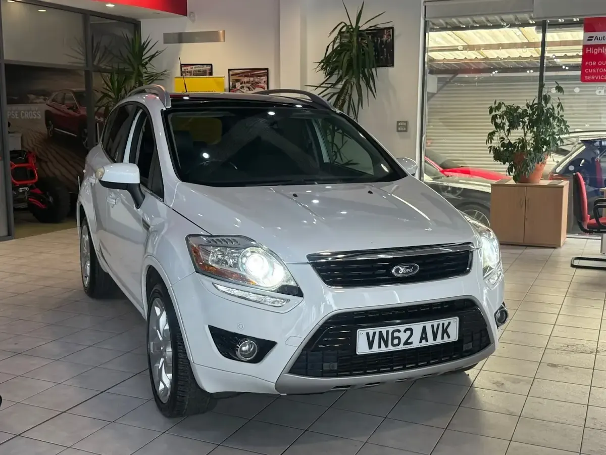 Used Ford Kuga Titanium X 163 HP (119 kW) 2012 White SUV