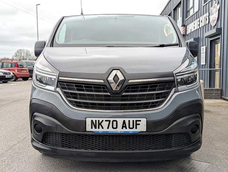 Used Renault Trafic 2020 Grey MPV
