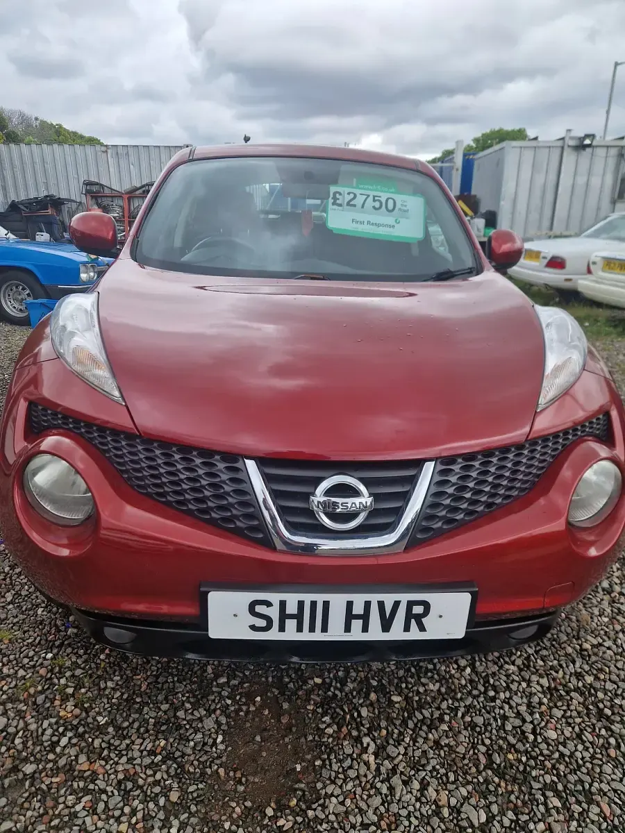 Used Nissan Juke Acenta 2011 Red SUV