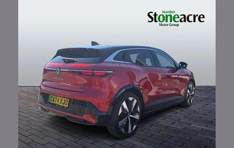 Begagnad Renault Megane E-Tech Komfort 160 kW (218 HK) 2025 Other Halvkombi
