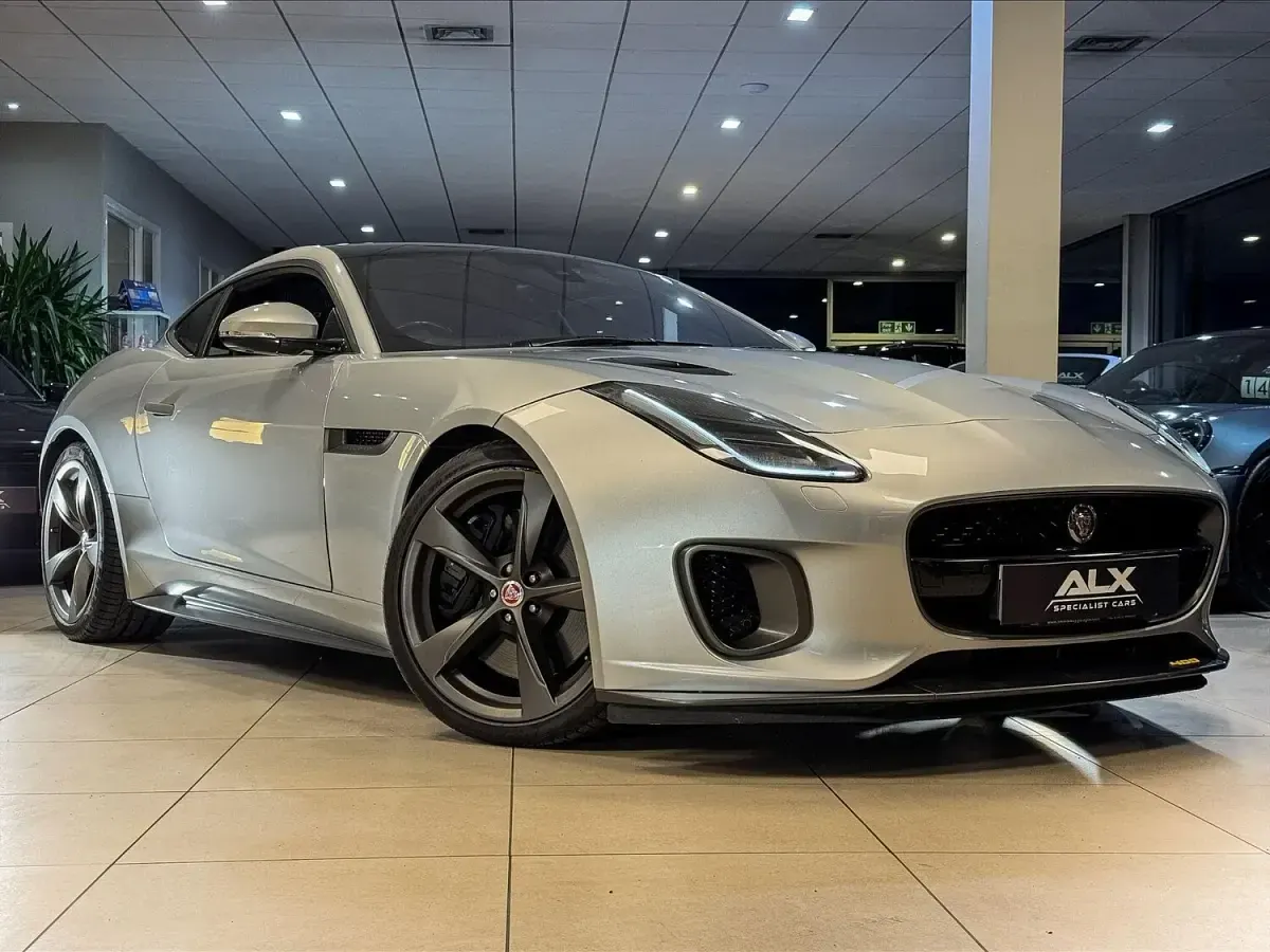 Used Jaguar F-Type Supercharged 400 HP (294 kW) 2017 Silver Coupe