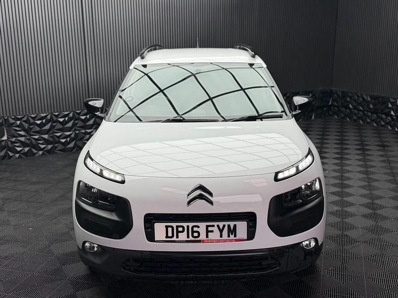 Used Citroën C4 Cactus Feel 2016 White Hatchback