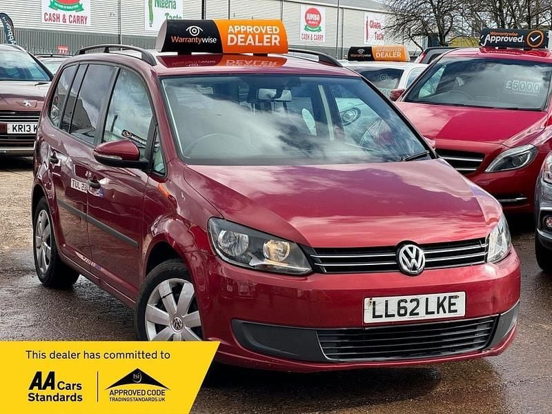 Used VW Touran S 105 HP (77 kW) 2012 Red MPV