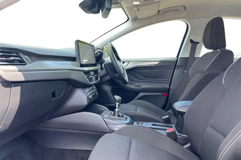 Usado Ford Focus Titanium 155 HP (114 kW) 2023 Azul Citadino
