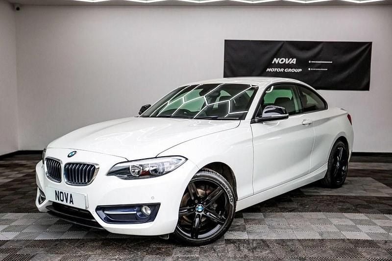 Used BMW 218 Sport Line 150 HP (110 kW) 2017 White Coupe