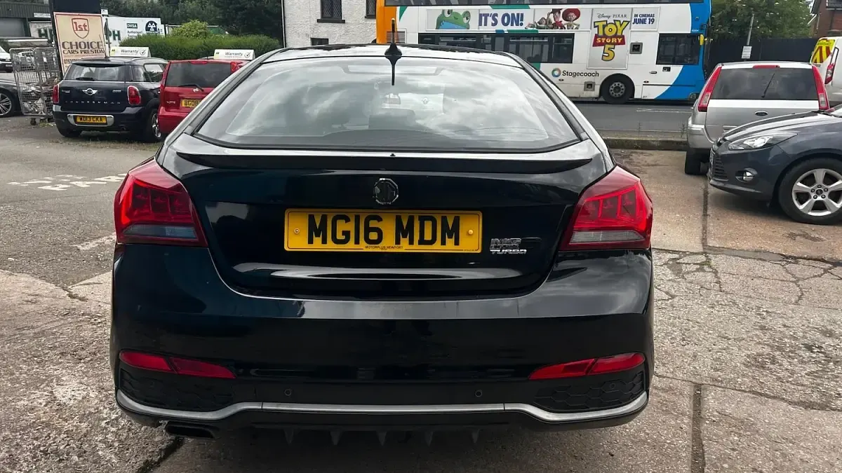 Used MG MG6 150 HP (110 kW) 2016 Black Hatchback