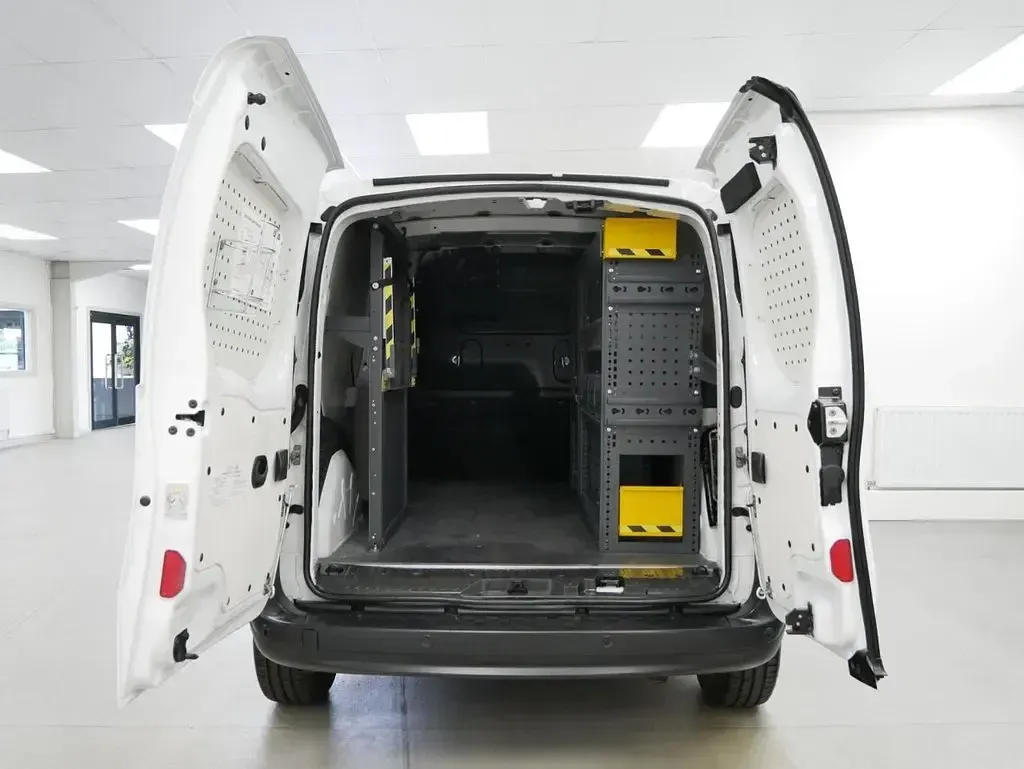 Begagnad Renault Kangoo Business 115 HK (84 kW) 2021 Vit Minibuss