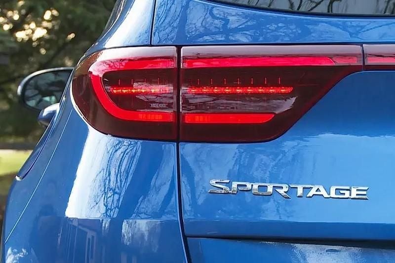 Used Kia Sportage 174 HP (127 kW) 2018 Red SUV