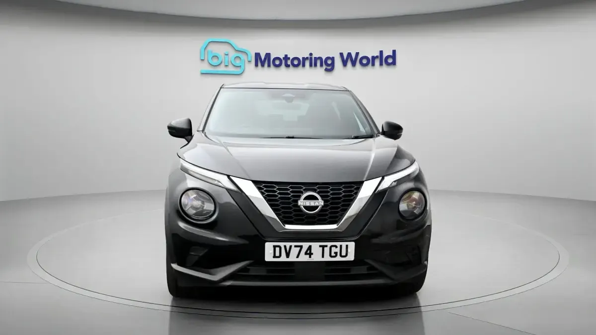 Used Nissan Juke N-Connecta 114 HP (83 kW) 2024 Black SUV