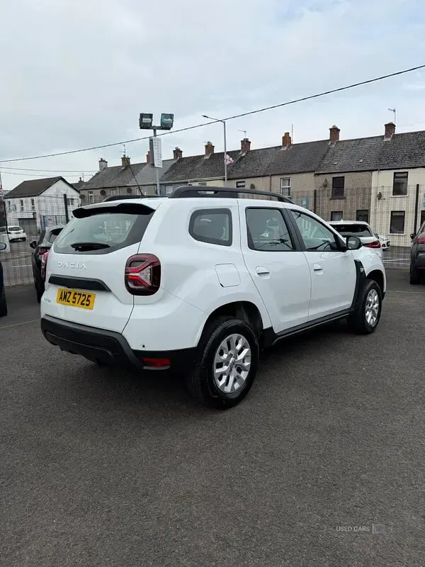 Used Dacia Duster Expression 90 HP (66 kW) 2023 White SUV