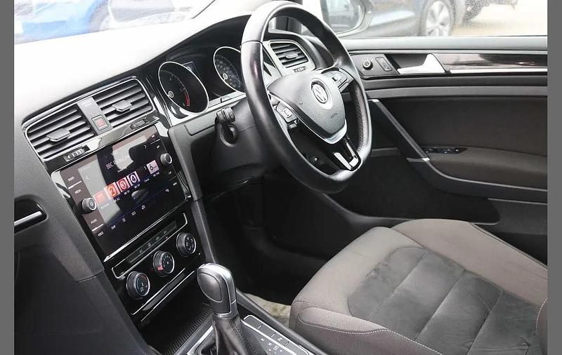 Used VW Golf VII GT 147 HP (108 kW) 2018 White Estate